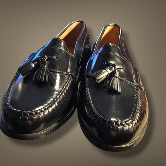 NWOT Men\'s 11 JOHNSTON & MURPHY Black Polished Leather Hayes Tassel Loafer main image 9